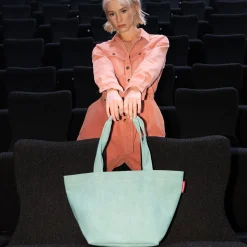 shopper M
