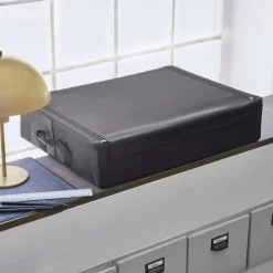 storagebox low